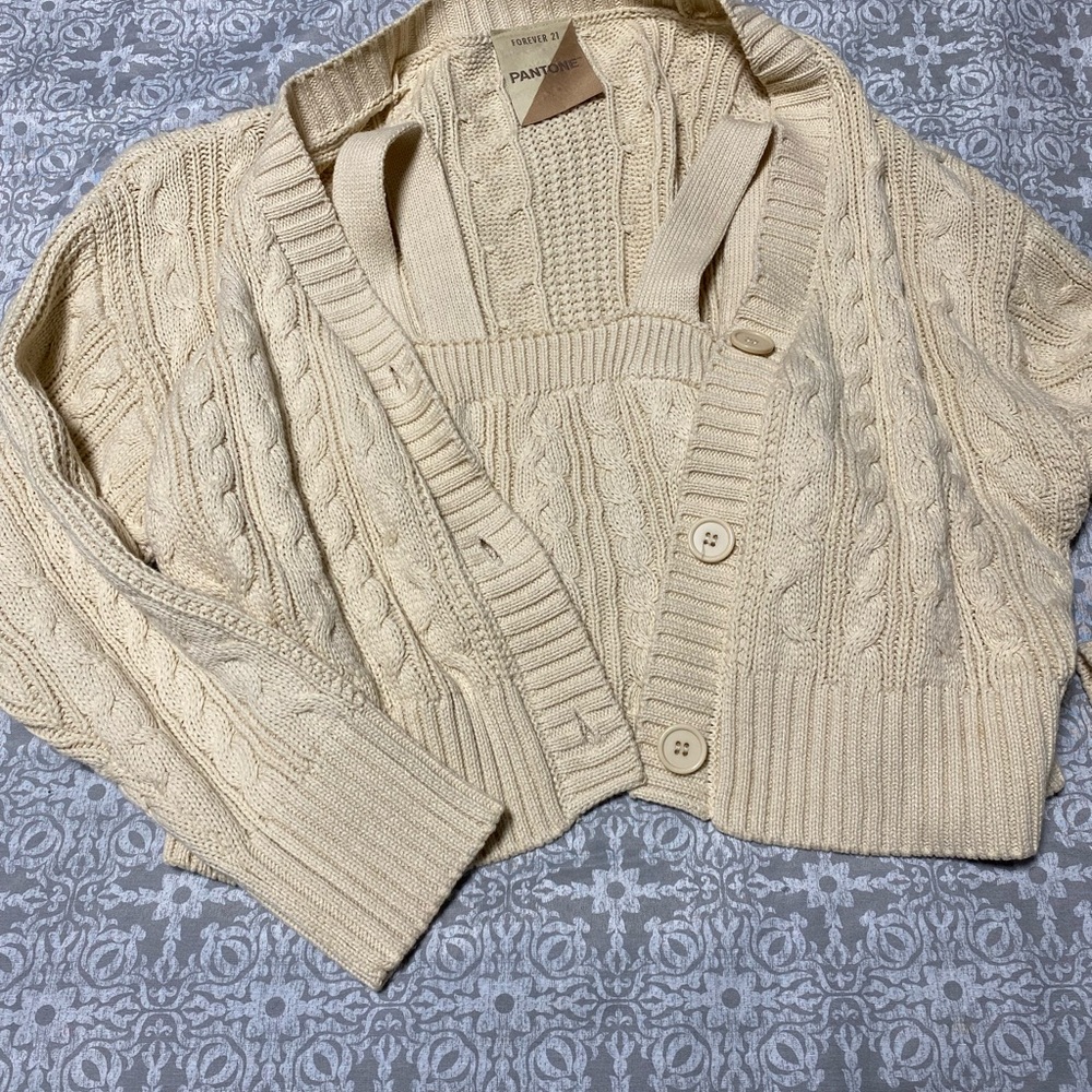 Women's Cream Cable Knit Sweater